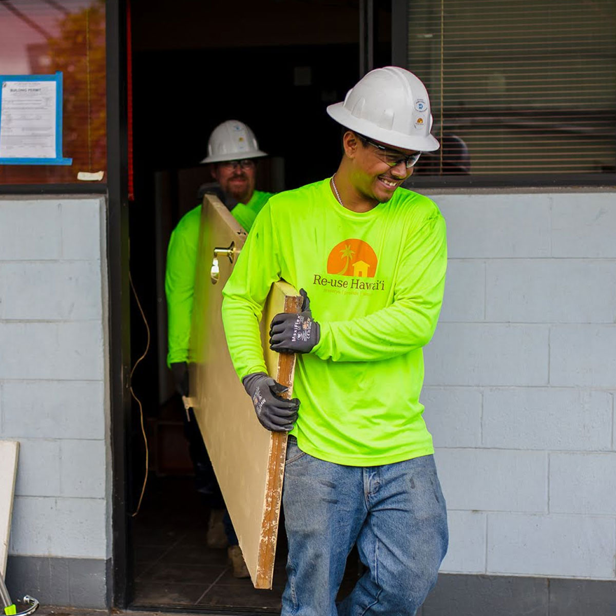 Deconstruction work in Hawaii